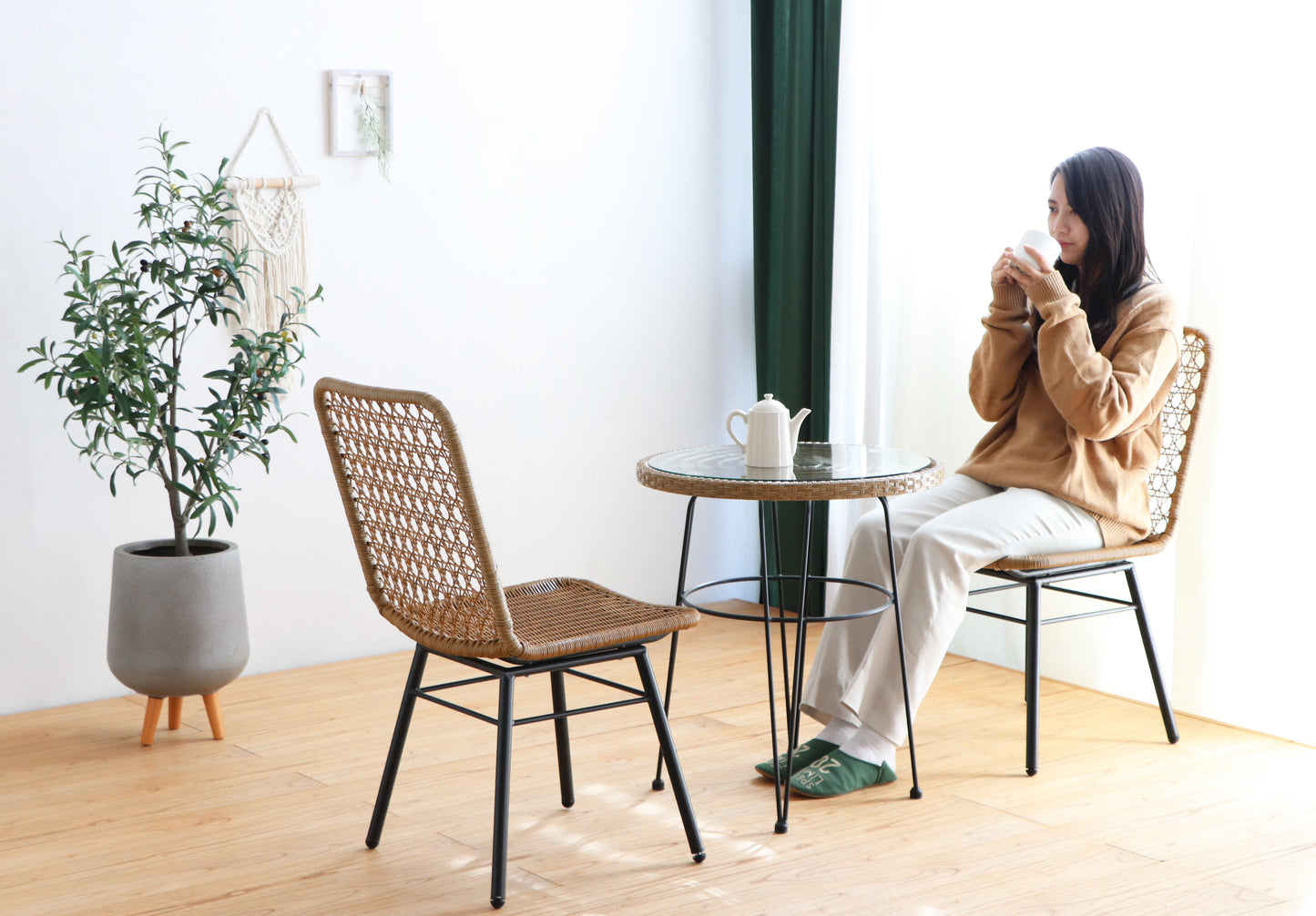 【送料無料】リゾネア Aダイニングチェア 1脚